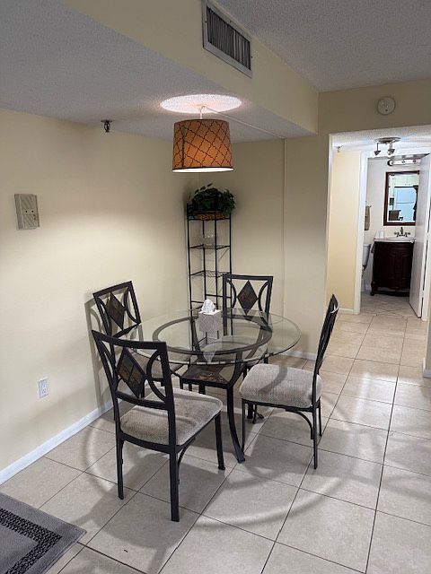 Dining area open to Livingroom