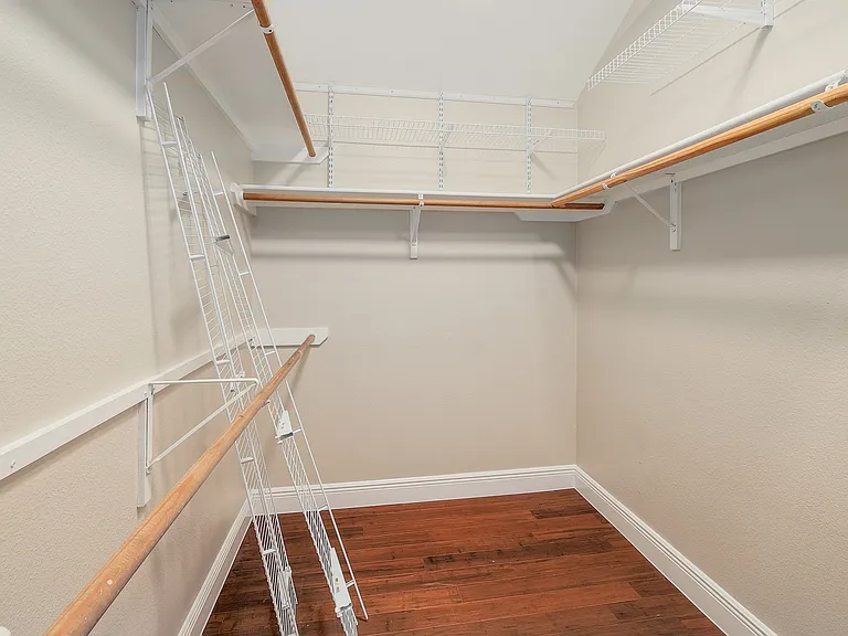4920 Hibiscus Valley Dr — Photo 17