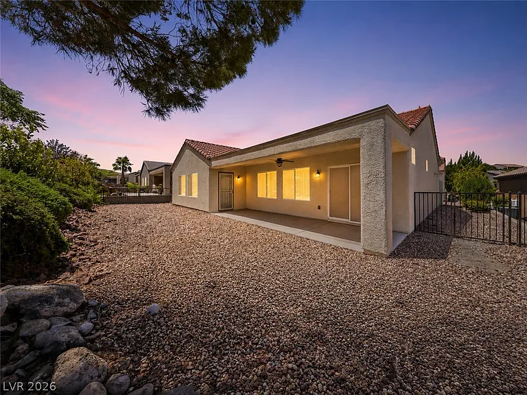 2148 Shadow Canyon Dr — Photo 4