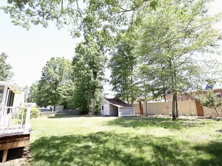 9713 Pampas Dr — Photo 35