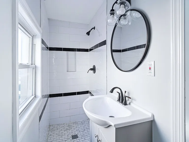 Full bath