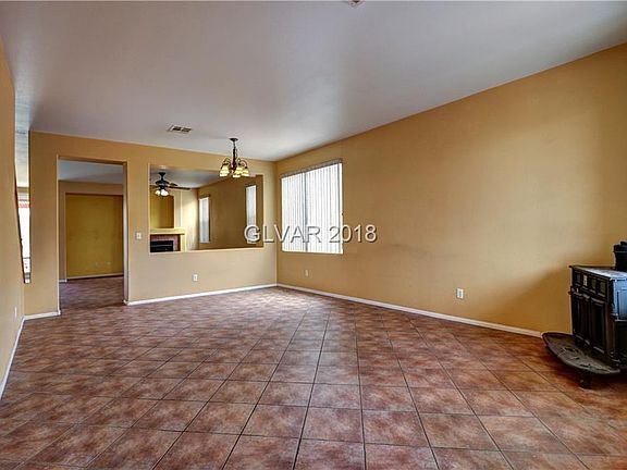 3rd image of 6004 Notre Dame Ave