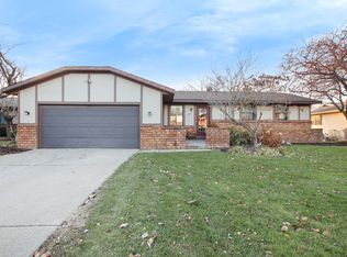 2505 Eastlake Ct SW, Grandville, MI 49418
