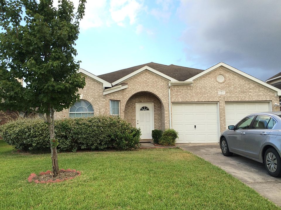 1st image of 11106 Blue Feather Dr