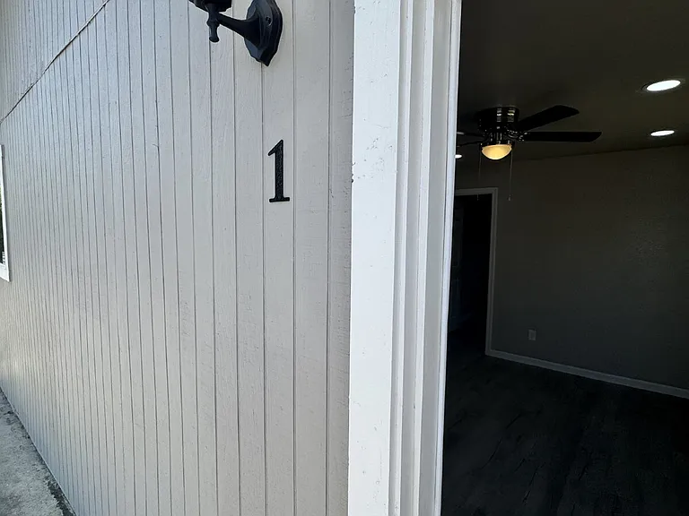 1855 D St #1 — Photo 2