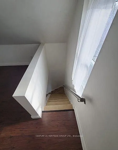 21 Victoria St #1 — Photo 6