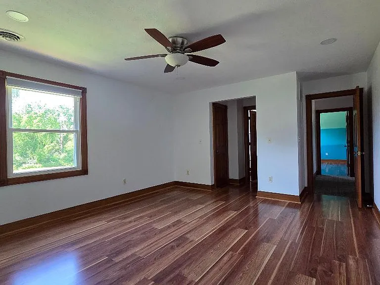 65 Elkins Ln — Photo 15