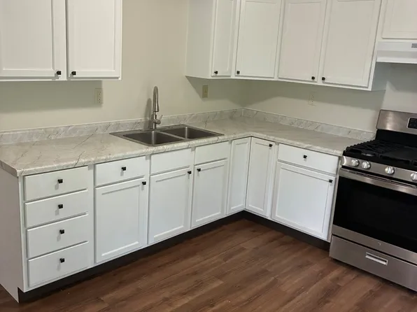 5566 Tulip Ave, Portage, IN 46368