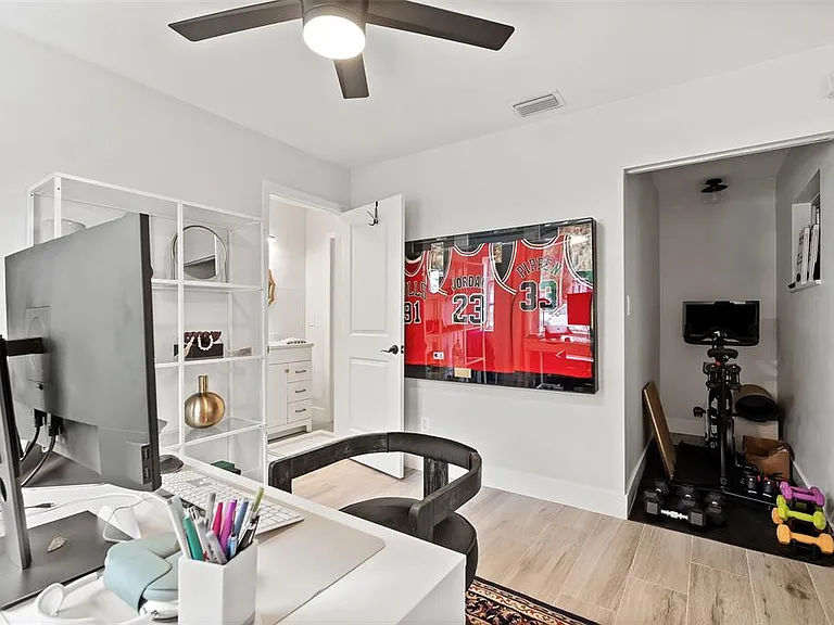 3601 W Dale Ave — Photo 22
