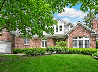 64 Huntington Ct, Burr Ridge, IL 60527