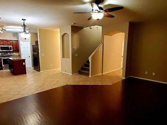 3rd image of 3089 W Jasper Butte Dr