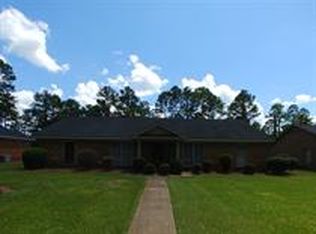 2804 Falcon Ln, Albany, GA 31721