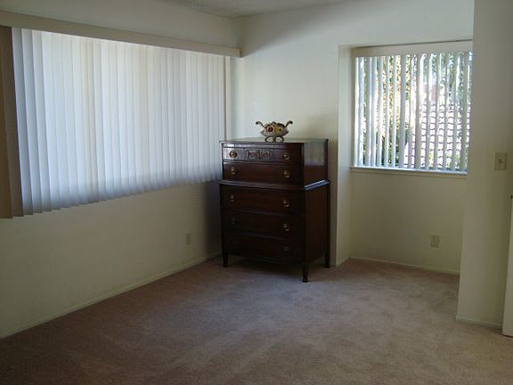 4th image of 2348 Bear Valley Ln