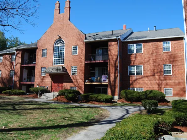 7 Louisburg Sq, Nashua, NH
