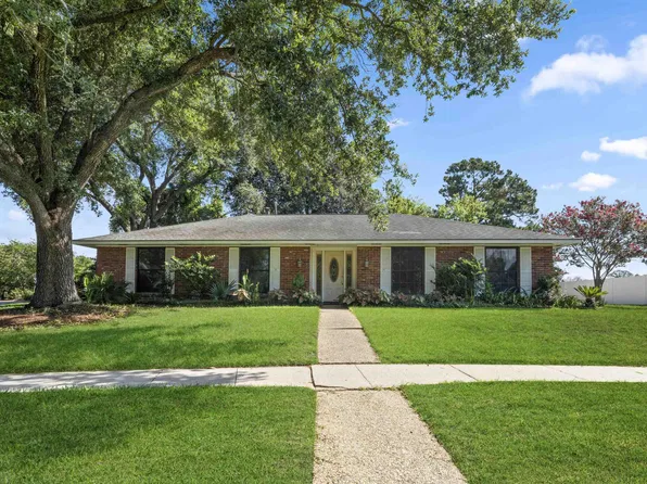 7623 Amesbury Cir, Baton Rouge, LA 70808