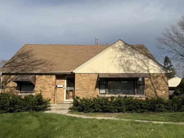 3528 South 82nd STREET, Milwaukee, WI 53220