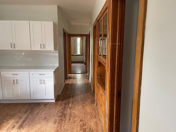 3rd image of 4421 S Rockwell St #1
