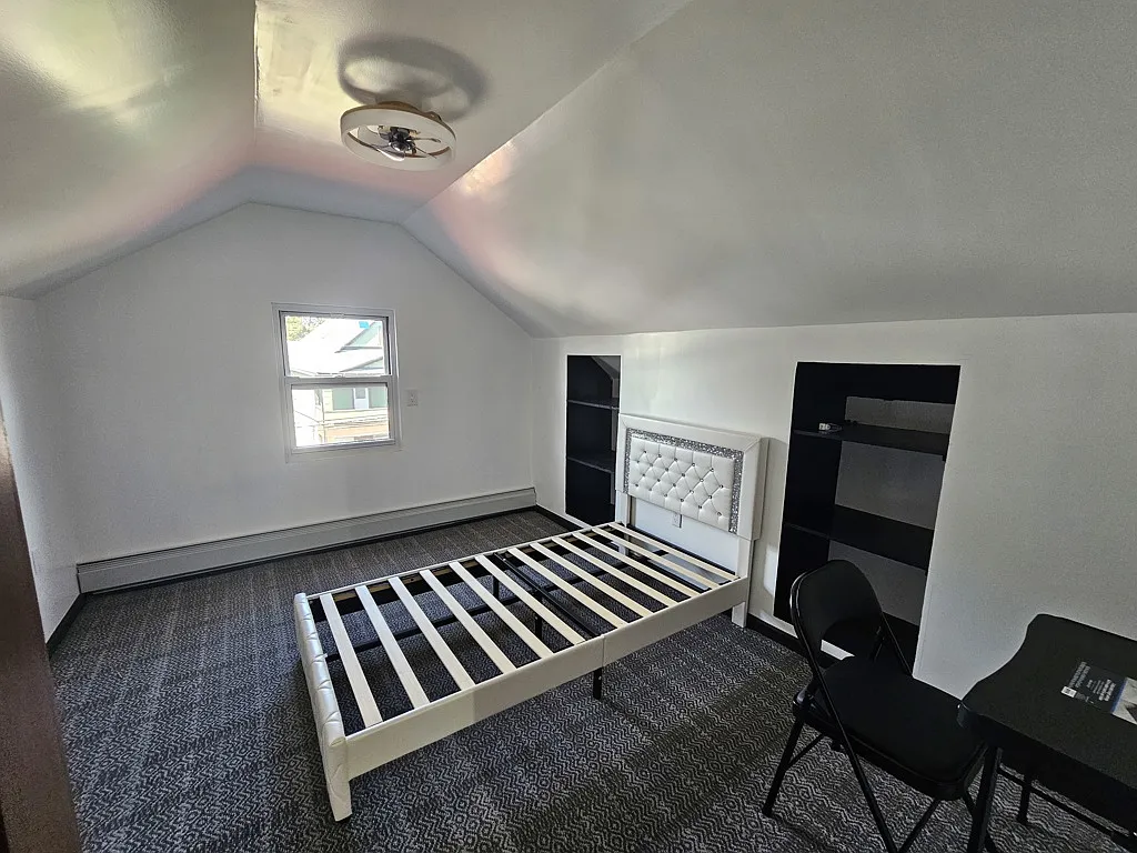 Fully Furnished 1-Bedroom Rental 100 Park Street, Binghamton, NY — Photo 2