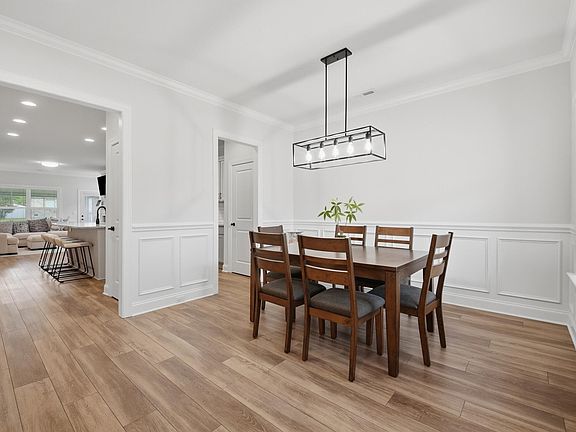 4th image of 5983 Amber Valley Ln