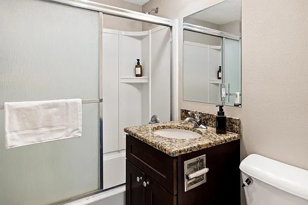 1 bed, 646 sqft, $1,499 — Photo 4