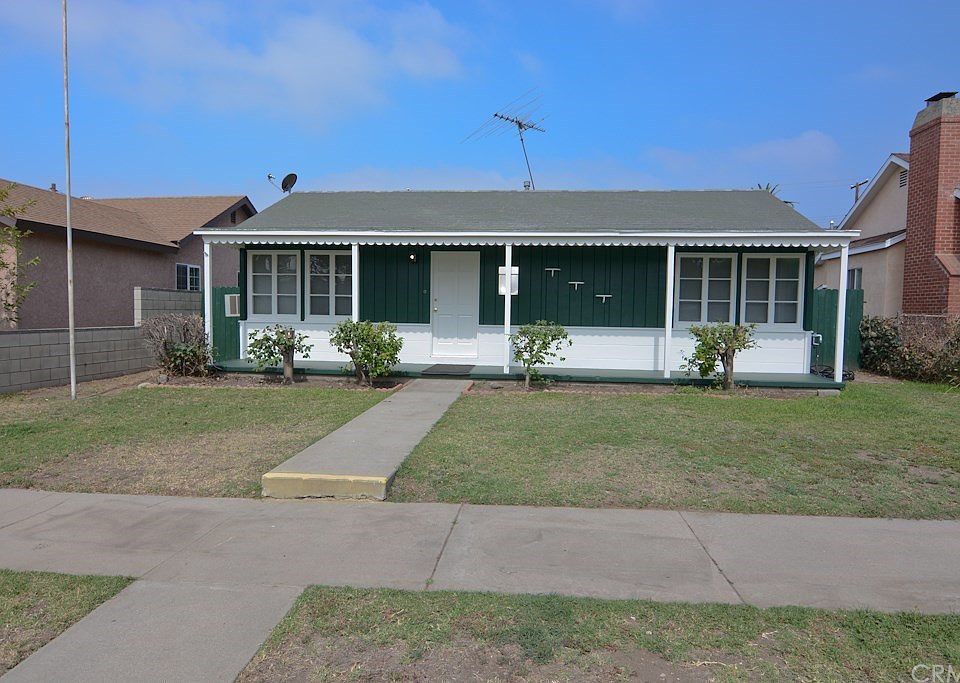 1st image of 925 N Angeleno Ave