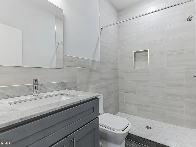 2301 N 6th St #A110 — Photo 17