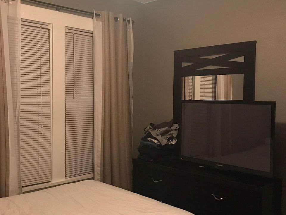1st image of 46 Park St #2