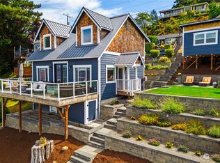 550 Perry Ave N, Pt Orchard, WA
