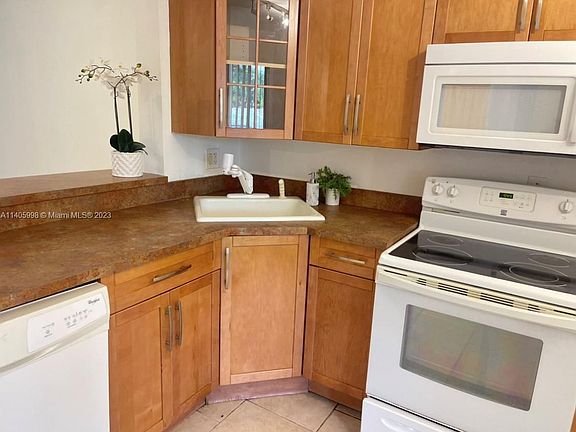 3rd image of 2261 SW 80th Ter #2261