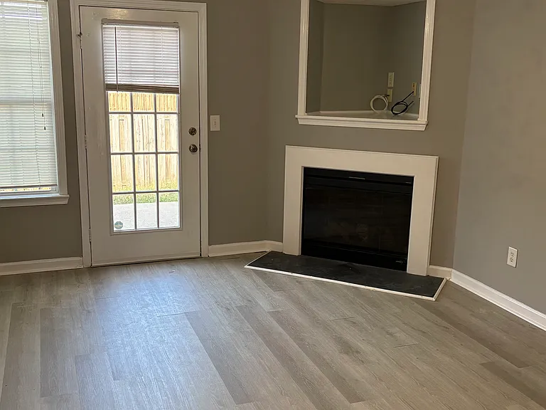 1596 Buffington Way — Photo 5