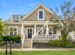 4510 Snowy Meadow Dr, Grove City, OH 43123