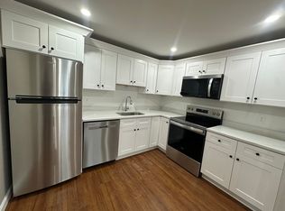 64 Holten St #105, Danvers, MA 01923