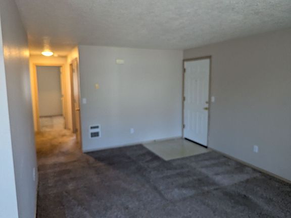 4th image of 1340-1376 W Locust St #1342