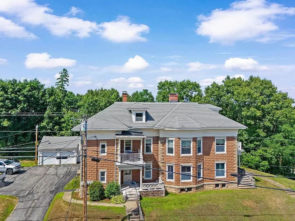 18 Mast Rd #1