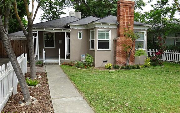2nd image of 1209 E Fountain Way