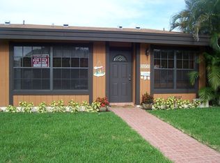 2271 Yucca Ave, Pembroke Pines, FL 33026