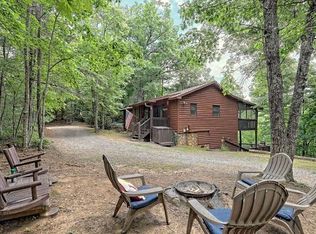 753 Left Turn, Blue Ridge, GA 30513