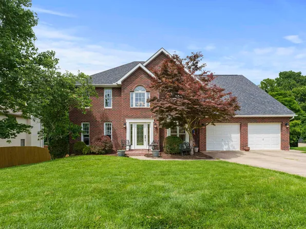 5023 King Richard Ct, Ashland, KY 41101