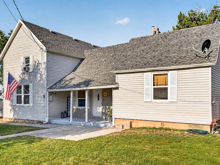 Listing photo 2