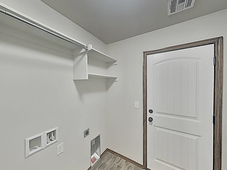 7046 Richardson Ct — Photo 16