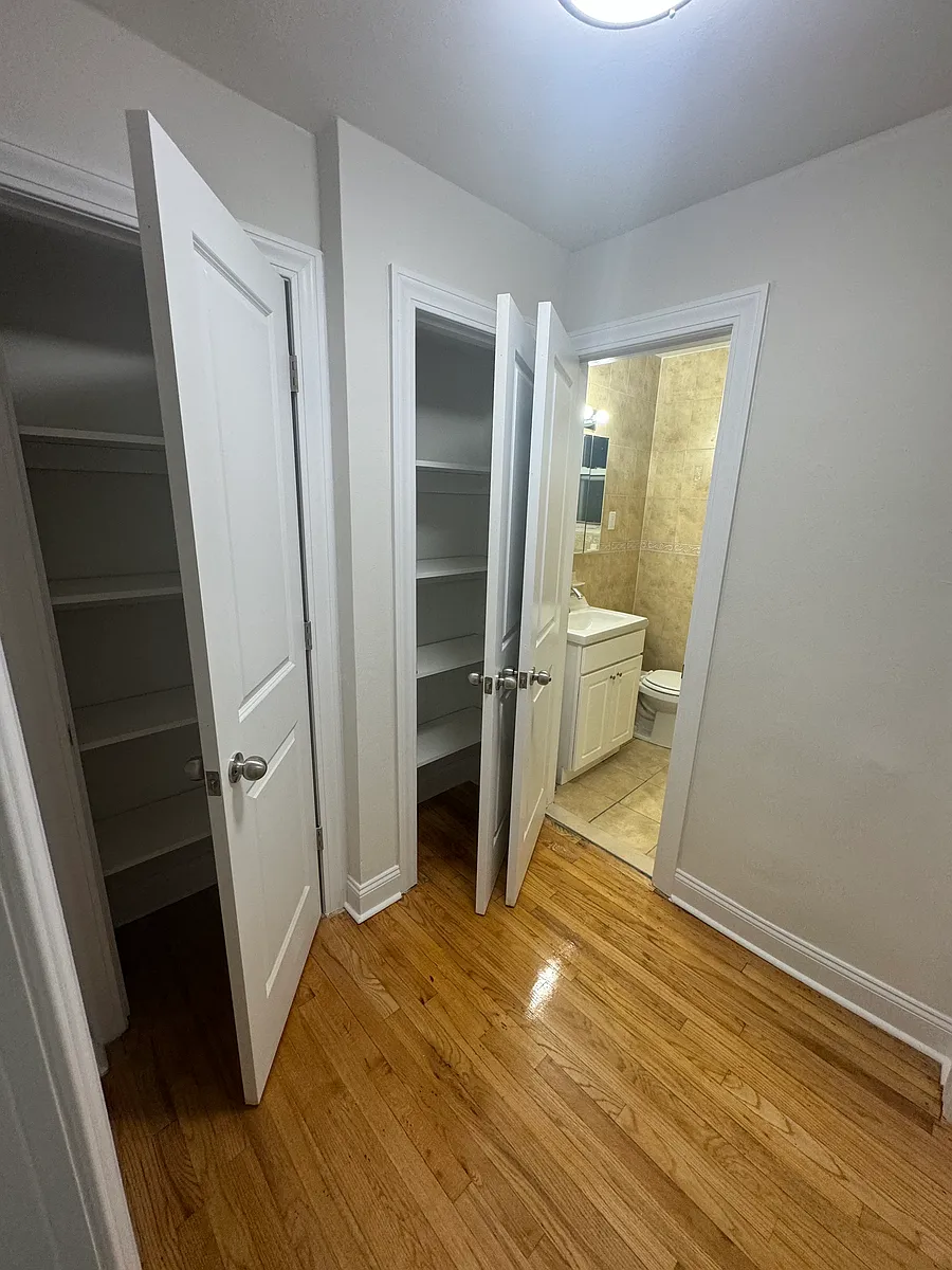 Building Photo - 64-45 Springfield Blvd #1