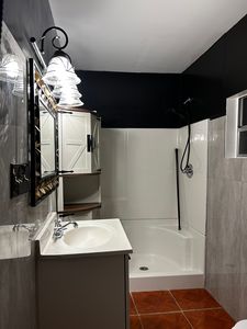 2400 Creely Dr, Chalmette, LA, 70043