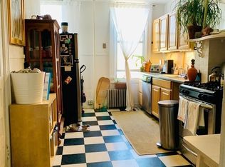 415 Van Brunt St APT 2R, Brooklyn, NY 11231