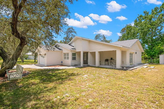 3 bed, 2.0 bath, 1638 sqft, $2,900 — Photo 3