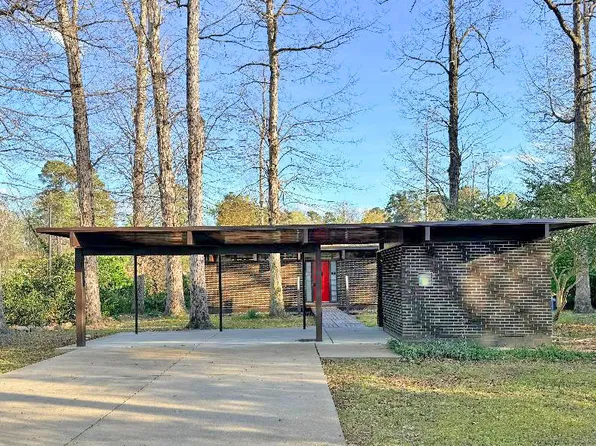 2114 Timberlake Dr, Raleigh, NC 27604