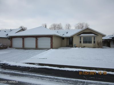 1436 S 67th Ave, Yakima, WA, 98908