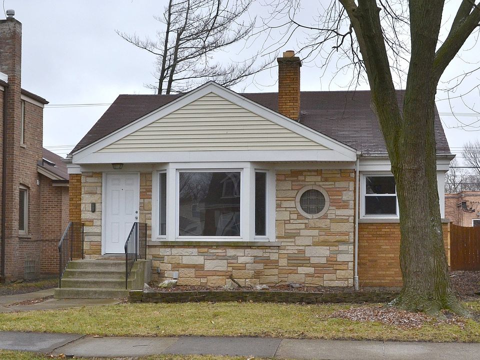 1st image of 9939 S Artesian Ave