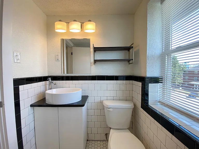 701 Culbertson Dr — Photo 8