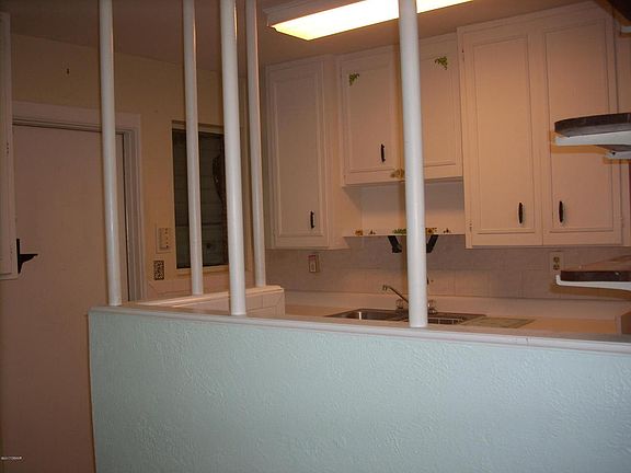 5th image of 765 Magnolia Ave