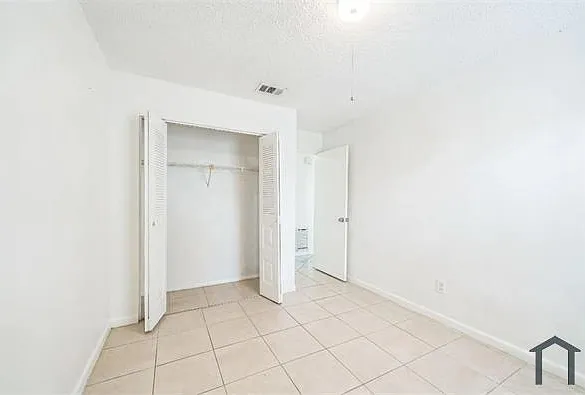 538 SW Tamworth St — Photo 6